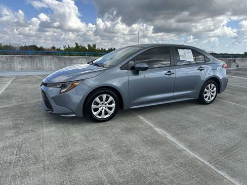 Used 2024 Toyota Corolla LE image 17