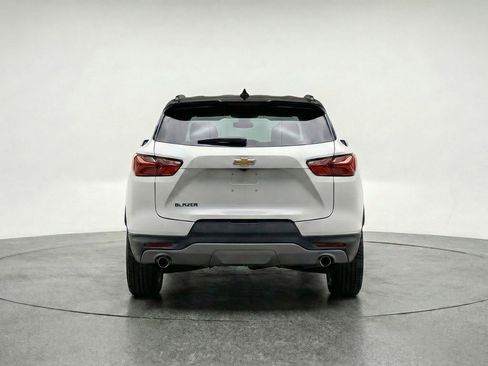 Used 2025 Chevrolet Blazer LT image 7