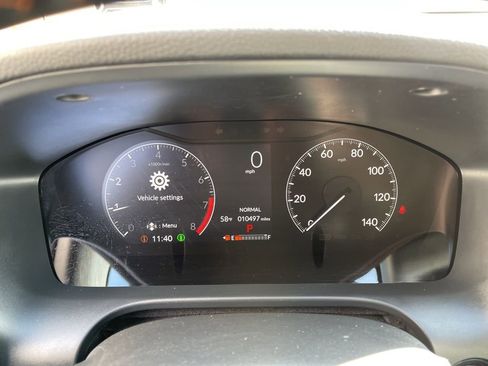 Used 2025 Honda HR-V Sport image 27