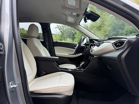 Used 2023 Buick Encore GX Preferred w/ Cold Weather Comfort Package FWD image 22