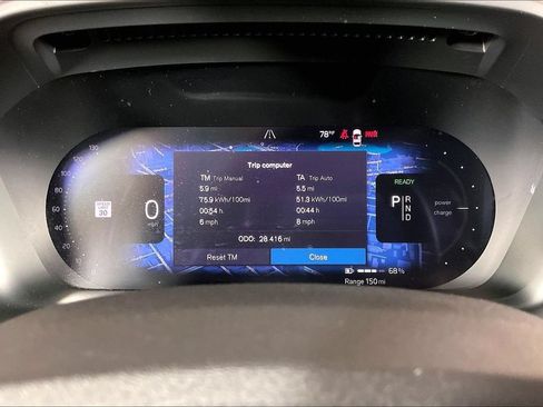Used 2023 Volvo C40 P8 Recharge Ultimate AWD/4WD image 20