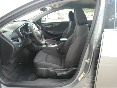 Used 2023 Chevrolet Malibu LS FWD image 14