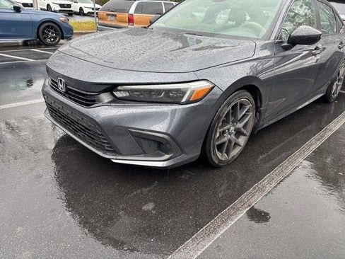 Used 2023 Honda Civic Sport image 1
