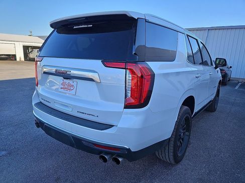 Used 2021 GMC Yukon Denali w/ Denali Premium Package image 7