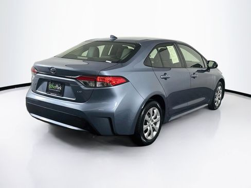 Used 2021 Toyota Corolla LE FWD image 9