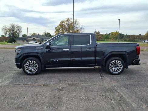 Used 2023 GMC Sierra 1500 Denali Ultimate image 16