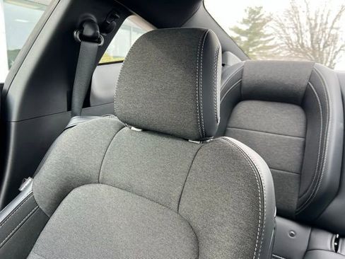 Used 2025 Ford Mustang Coupe image 20