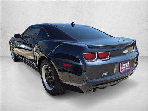 Used 2013 Chevrolet Camaro LS RWD image 6