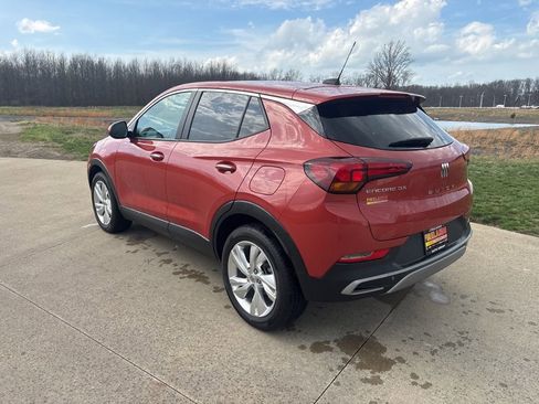 Used 2024 Buick Encore GX Preferred FWD image 7
