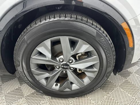 Used 2024 Kia Sportage SX FWD image 14