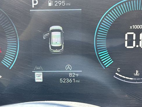 Used 2025 Hyundai Tucson SEL FWD image 22
