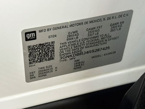 Used 2024 Chevrolet Blazer EV LT AWD/4WD image 30