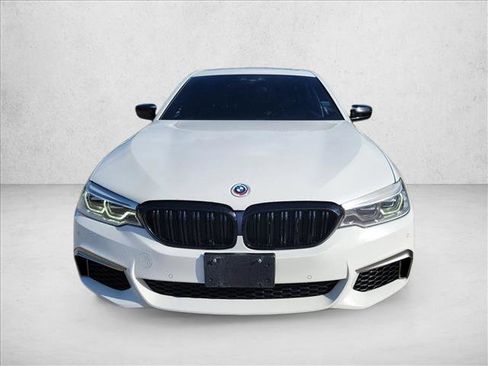 Used 2018 BMW M550i xDrive image 2
