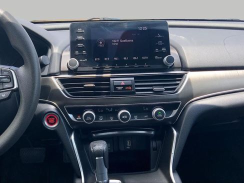 Used 2018 Honda Accord LX image 6
