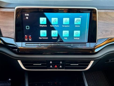 New 2026 Volkswagen Atlas SE image 22