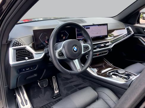 Used 2024 BMW X5 sDrive40i w/ M Sport Package RWD image 18