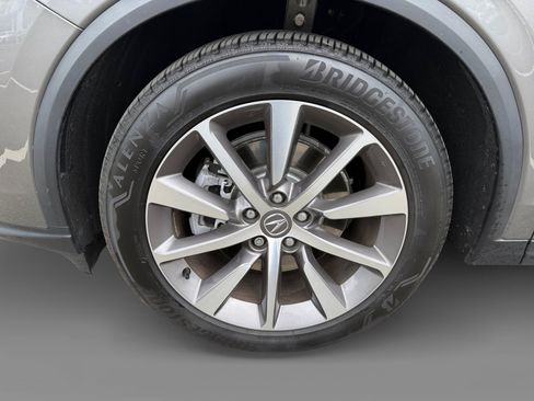 Used 2025 Acura MDX FWD w/ Technology Package image 9