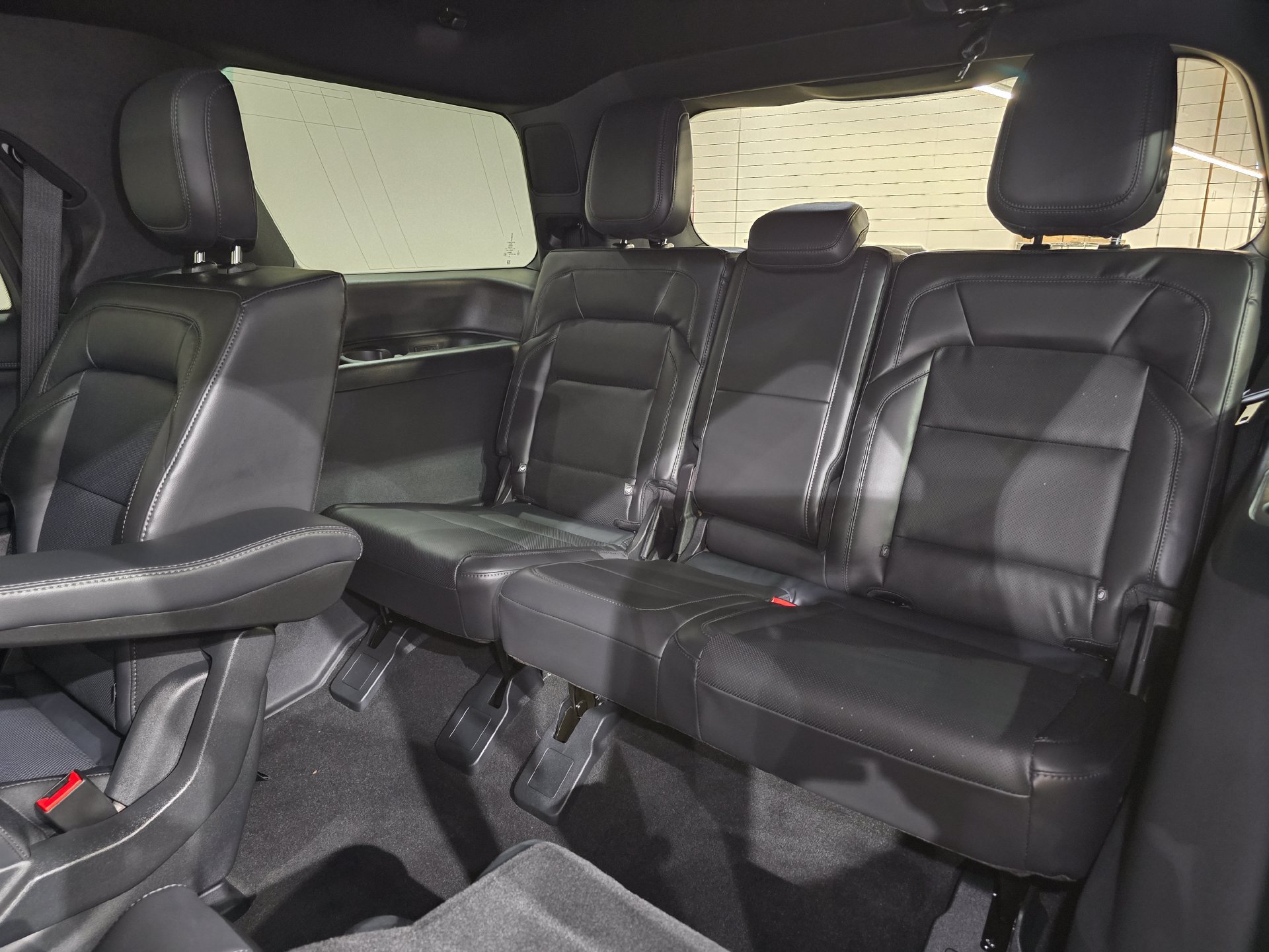 New 2025 Lincoln Navigator Reserve w/ Jet Appearance Package AWD/4WD image 44