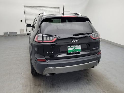 Used 2019 Jeep Cherokee Limited image 6