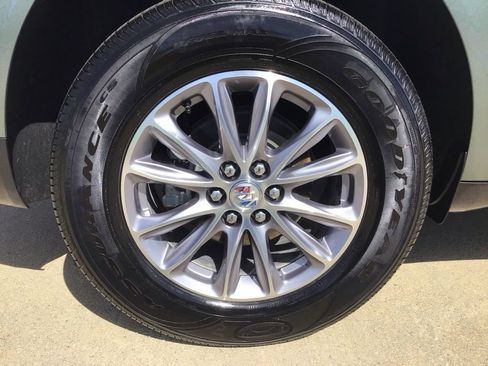 Used 2024 Buick Enclave Essence w/ Trailering Package, 5000 lbs. FWD image 30