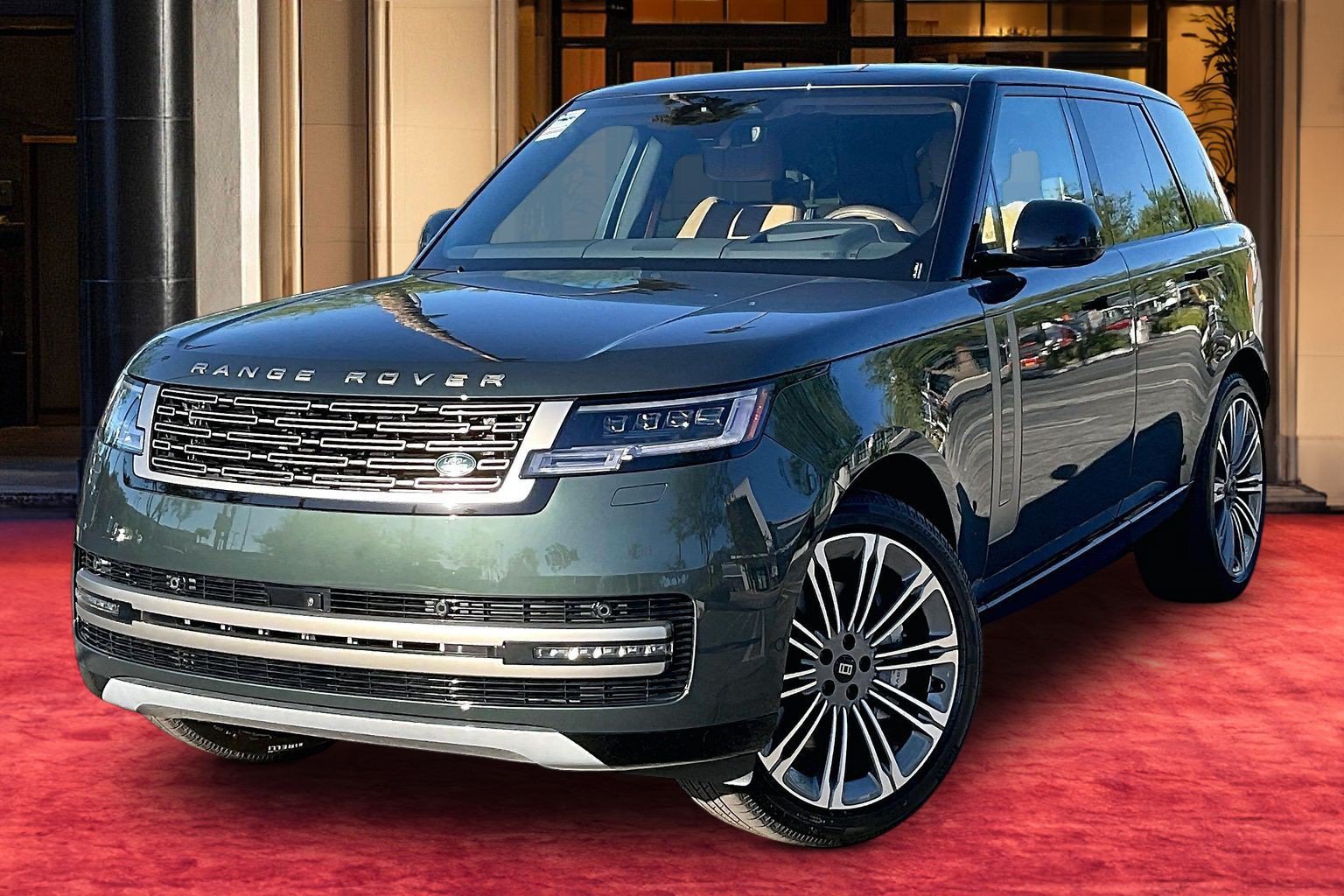 New 2027 Land Rover Range Rover SE AWD/4WD image 1