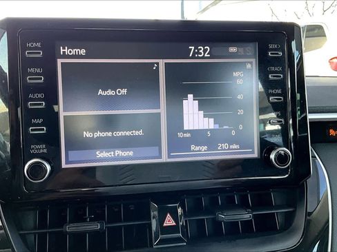 Used 2020 Toyota Corolla LE image 34