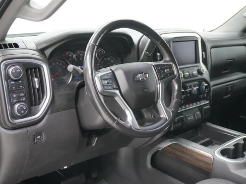 Used 2020 Chevrolet Silverado 1500 RST AWD/4WD image 10