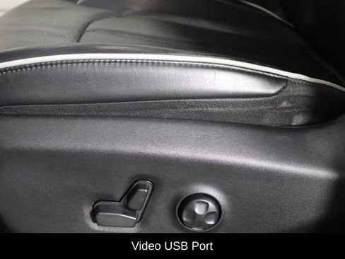 Used 2023 Chrysler Pacifica Limited w/ Uconnect Theater Family Group AWD/4WD image 28