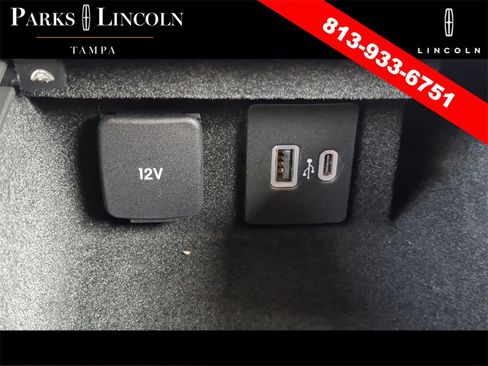 Certified 2022 Lincoln Corsair FWD image 22