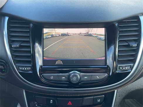 Used 2020 Chevrolet Trax Premier image 20
