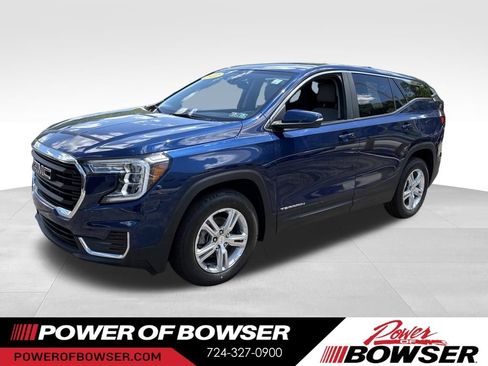 Used 2022 GMC Terrain SLE w/ LPO, Floor Liner Package AWD/4WD image 1