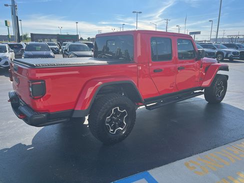 Used 2021 Jeep Gladiator Rubicon AWD/4WD image 7