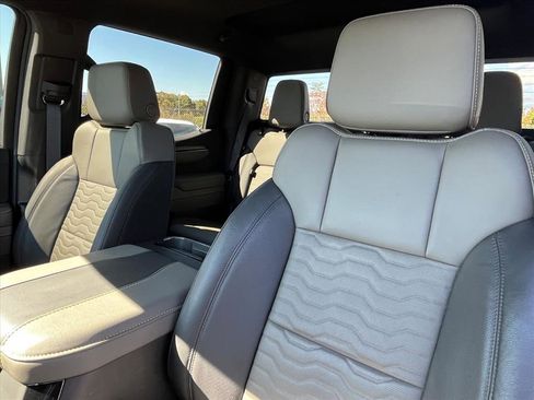 Used 2024 Chevrolet Silverado 1500 ZR2 image 7