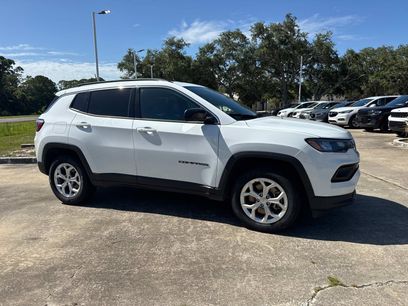Used 2024 Jeep Compass Latitude