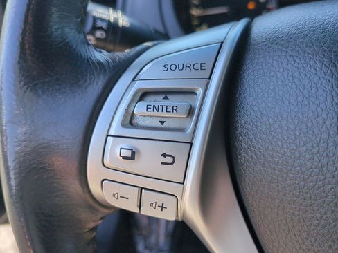 Used 2017 Nissan Altima 2.5 SV image 12