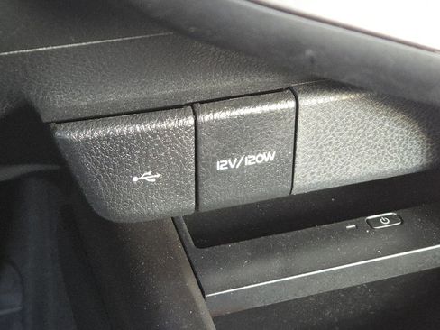 Used 2023 Toyota Camry XSE image 30