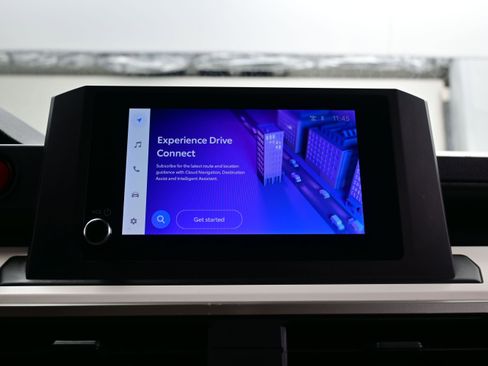 Used 2024 Toyota Tacoma TRD Off-Road AWD/4WD image 17