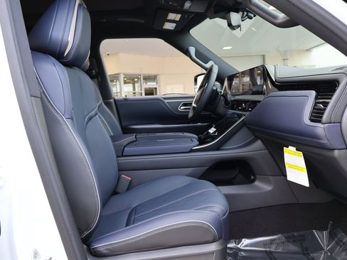 Used 2026 INFINITI QX80 4WD image 24