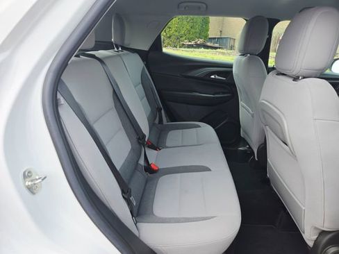 Used 2023 Chevrolet TrailBlazer LS image 16
