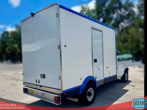 Used 2023 Ford E-350 and Econoline 350 Super Duty w/ Power Windows & Locks Group RWD image 5