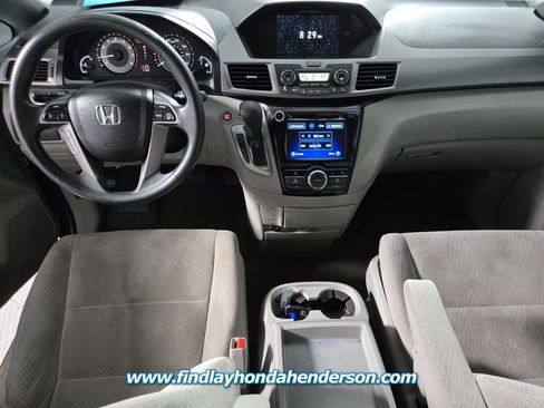 Used 2015 Honda Odyssey EX image 18