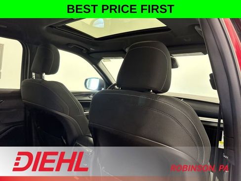 New 2026 Jeep Grand Cherokee L 4WD image 14