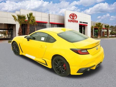 New 2026 Toyota GR86 YUZU Limited image 6