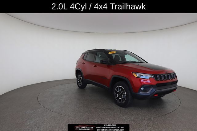 Used 2025 Jeep Compass Trailhawk AWD/4WD image 28