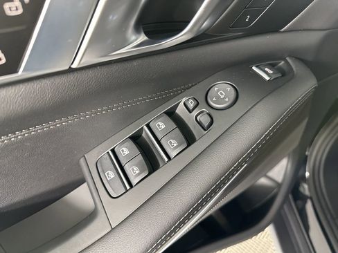 New 2026 BMW X5 xDrive40i w/ Premium Package AWD/4WD image 8