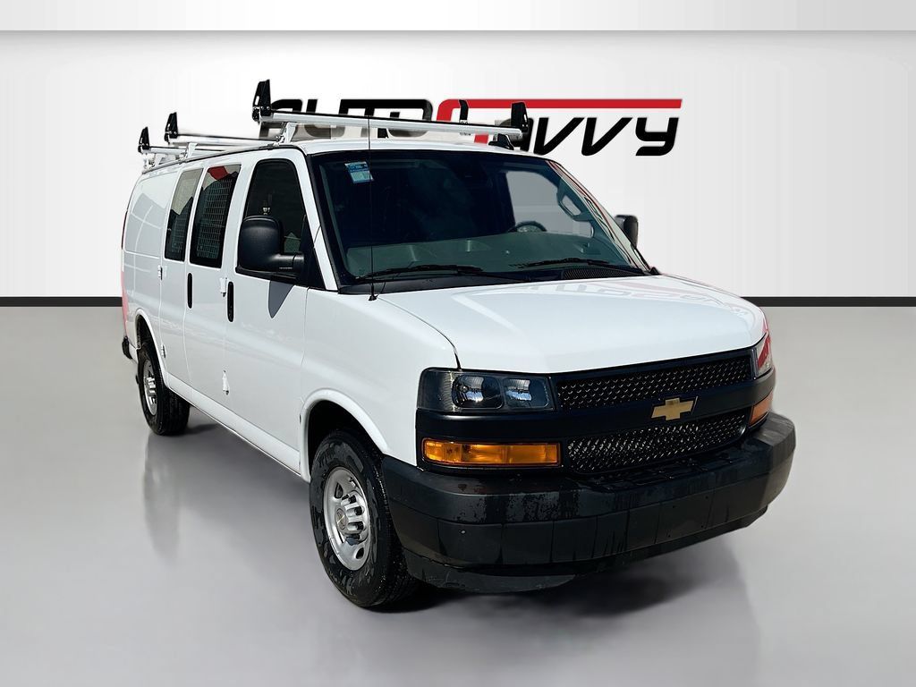 Used 2025 Chevrolet Express 2500 w/ Driver Convenience Package RWD image 1