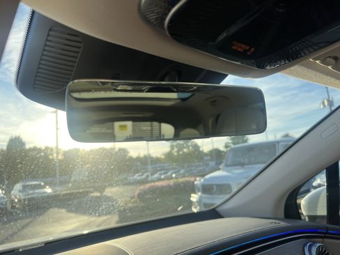 Certified 2023 Mercedes-Benz EQS 450+ SUV image 27