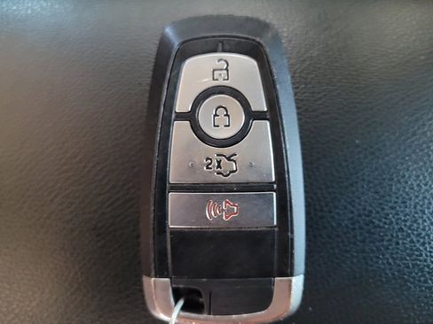 Used 2020 Ford Fusion S image 32