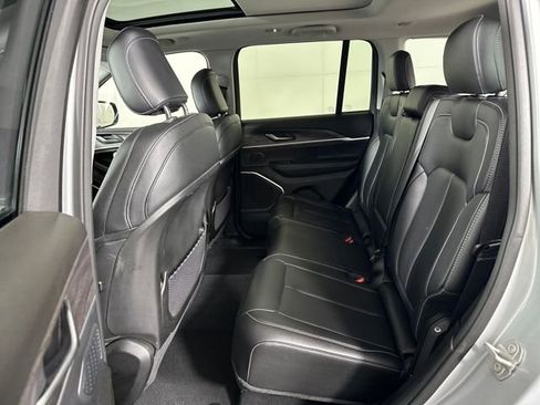 Used 2023 Jeep Grand Cherokee 4WD 4xe image 25