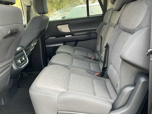 Used 2025 Ford Expedition Max Active AWD/4WD image 44